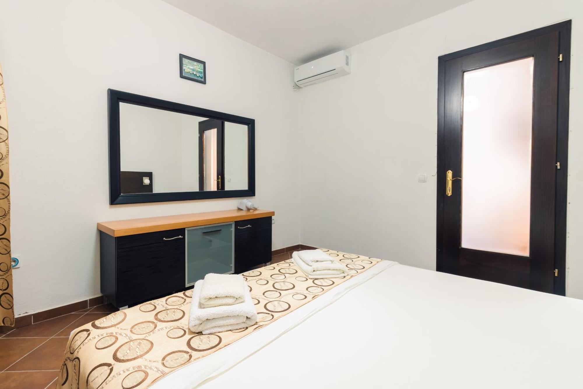 Apartments Fourroses Ulcinj Exterior photo